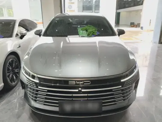 BYD Destroyer 05 2024 (14300 км)