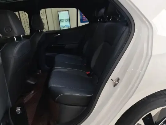 Volkswagen ID.3 2024 (34200 км)