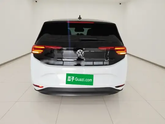 Volkswagen ID.3 2024 (34200 км)