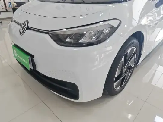 Volkswagen ID.3 2024 (34200 км)