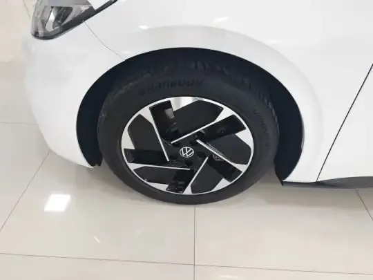 Volkswagen ID.3 2024 (34200 км)