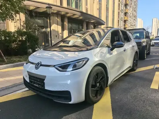 Volkswagen ID,3 2024 (16200 км)