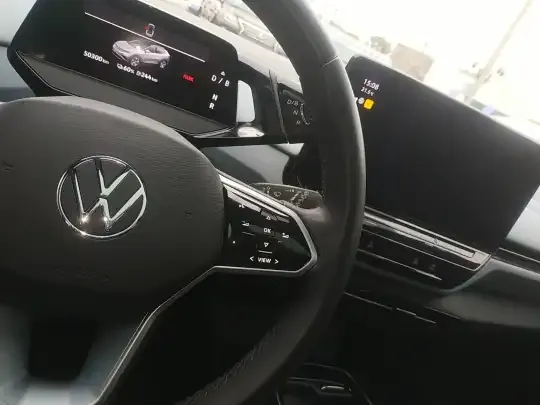 Volkswagen ID,4 X 2024 (50300 км)