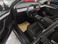 Tesla Model Y 2024 (300 км)
