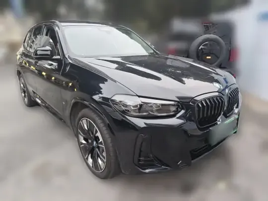 BMW iX3 2024 (11800 км)