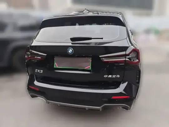 BMW iX3 2024 (11800 км)