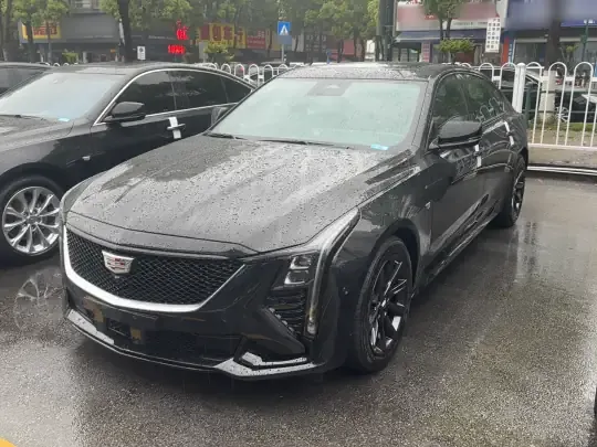 Cadillac CT5 2024 (7900 км)