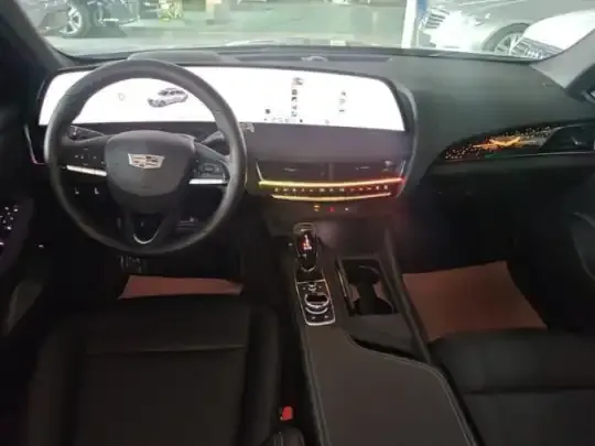 Cadillac CT5 2024 (38000 км)