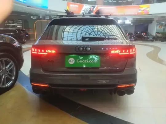 Audi A4 2024 (17000 км)