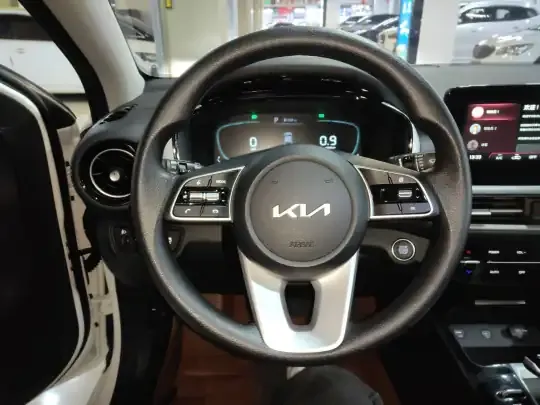 Kia K3 2024 (400 км)