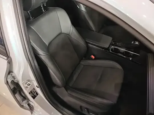 Toyota Camry 2024 (18300 км)