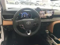 Toyota Camry 2024 (9900 км)