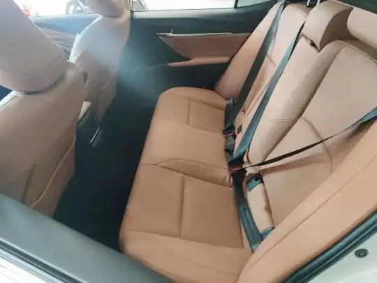 Toyota Camry 2024 (9900 км)