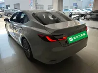 Toyota Camry 2024 (9900 км)