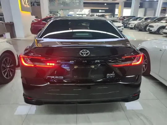 Toyota Camry 2024 (28800 км)