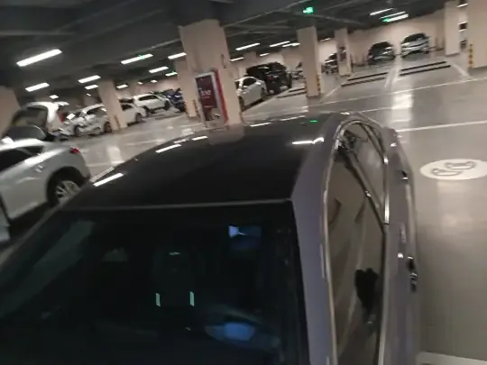 Toyota Camry 2024 (8900 км)