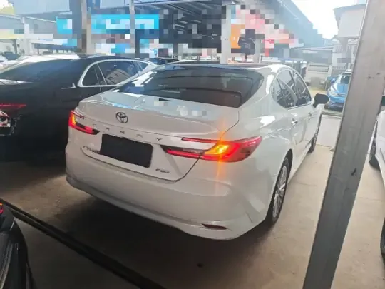 Toyota Camry 2024 (6700 км)