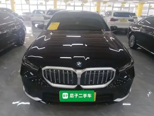 BMW 5 Series 2024 (11600 км)
