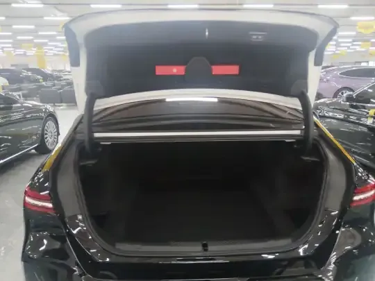 BMW 5 Series 2024 (11600 км)