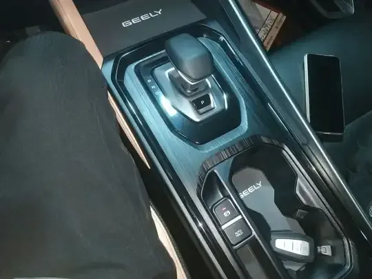 Geely Auto Haoyue PRO 2024 (8200 км)