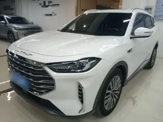 JETOUR X70 PLUS 2023 (29600 км)