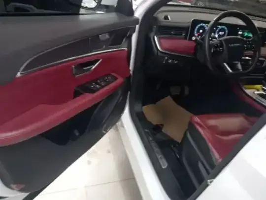 JETOUR X70 PLUS 2023 (29600 км)