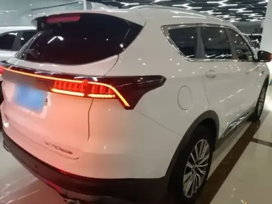 JETOUR X70 PLUS 2023 (29600 км)