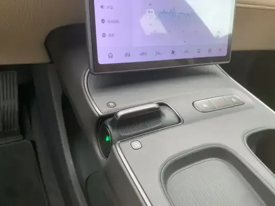 Nio ET5T 2024 (49600 км)