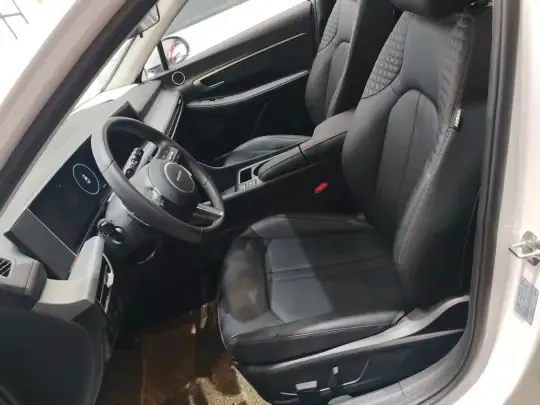 Hyundai Sonata 2024 (4700 км)