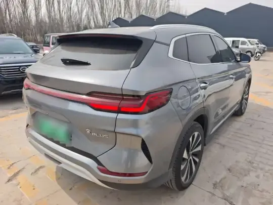 BYD Song PLUS New Energy 2024 (15800 км)