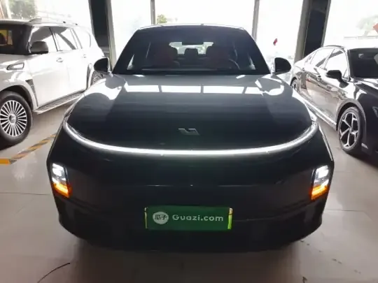 Li Auto L7 2024 (16700 км)