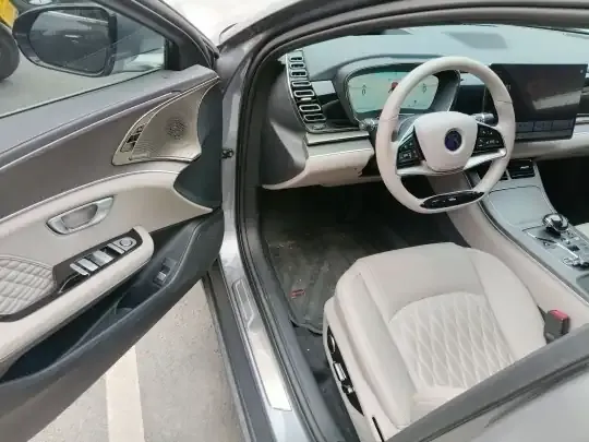 BYD Han 2024 (17000 км)