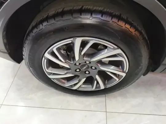 Lincoln Corsair 2024 (9300 км)