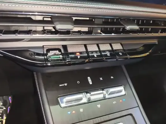 Lincoln Corsair 2024 (9300 км)