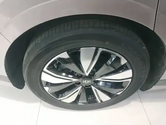 CHANGAN NEVO A07 2024 (32800 км)