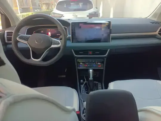 Volkswagen Tharu 2024 (11399 км)