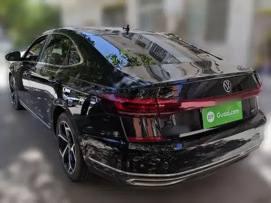 Volkswagen Passat 2024 (14500 км)