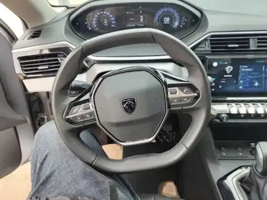 Peugeot 408 2024 (16299 км)