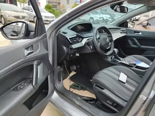 Peugeot 408 2024 (16299 км)