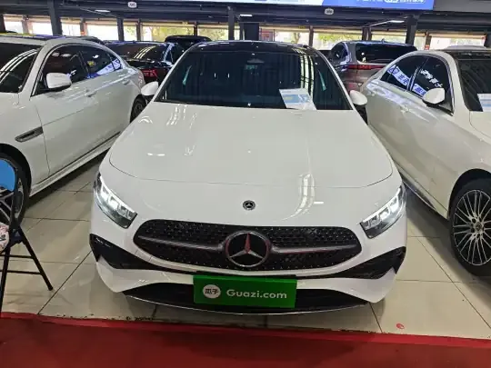 Mercedes-Benz A-Class 2024 (11500 км)
