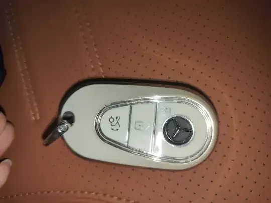 Mercedes-Benz GLC 2024 (52000 км)