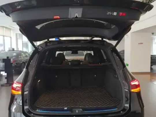 Mercedes-Benz GLC 2024 (15600 км)
