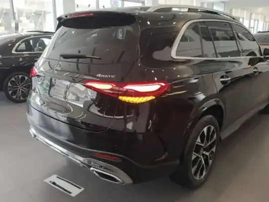 Mercedes-Benz GLC 2024 (15600 км)