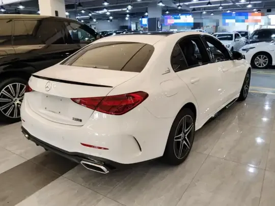 Mercedes-Benz C-Class 2024 (25000 км)