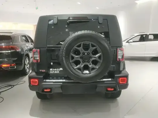BAIC Off-Road BJ40 2024 (32800 км)