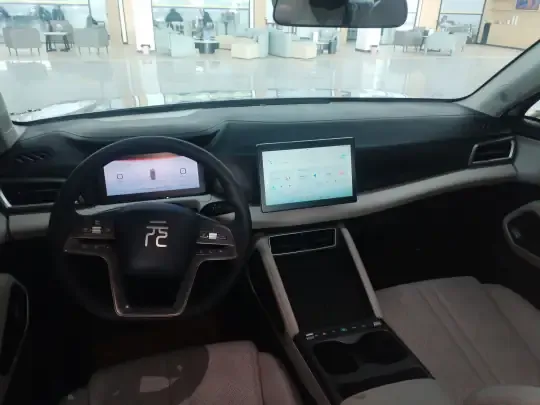 BYD Yuan UP 2024 (11600 км)