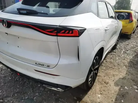 CHANGAN UNI-Z New Energy 2024 (600 км)