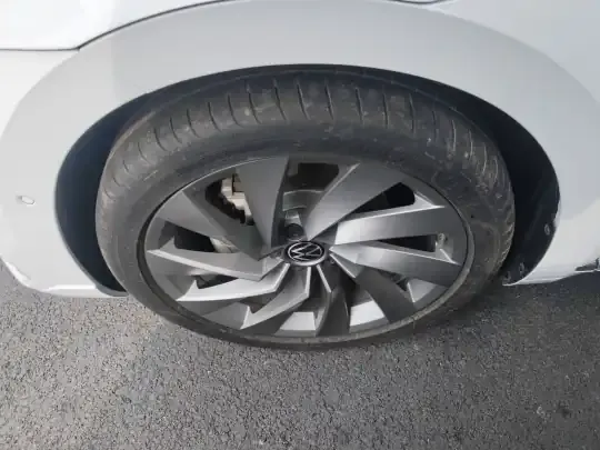 Volkswagen FAW-Volkswagen CC 2024 (28400 км)