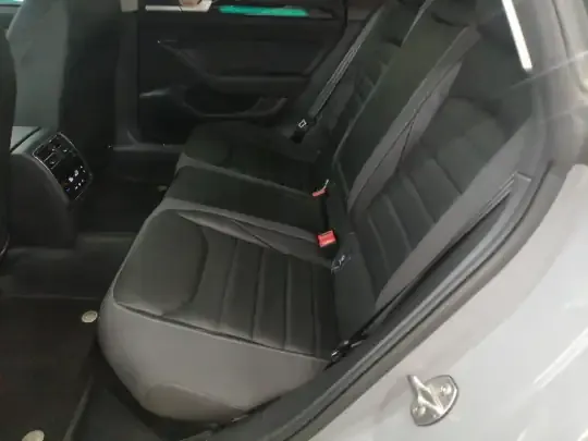 Volkswagen FAW-Volkswagen CC 2024 (23100 км)