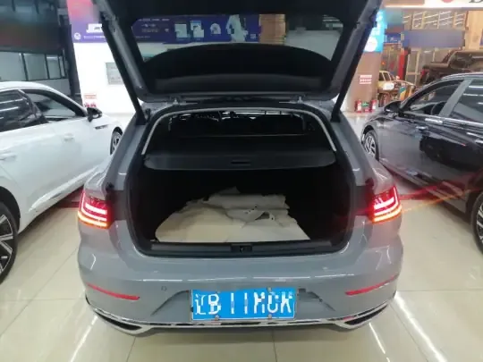 Volkswagen FAW-Volkswagen CC 2024 (23100 км)